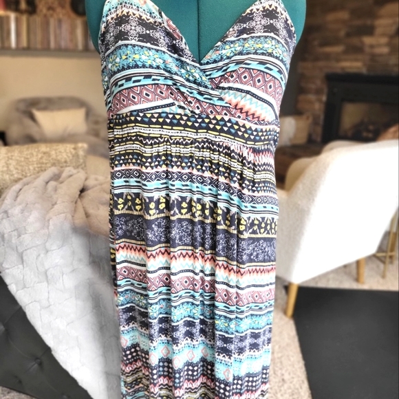 Maxi dress - Picture 6 of 9